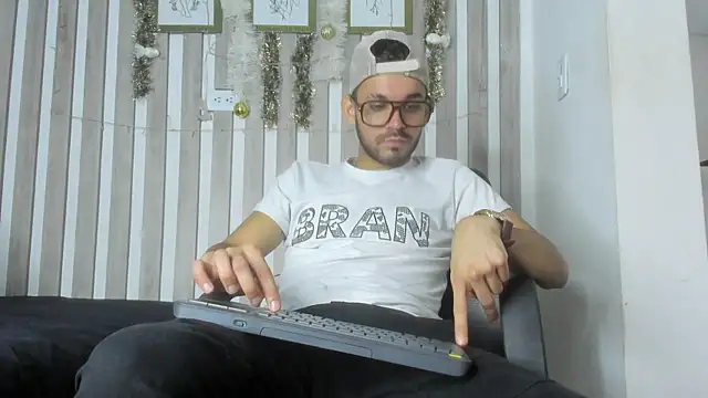 EthanGrey online show from 20, 12, 2025