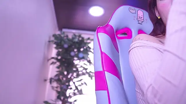 Rebecah 1 online show from 24, 4, 2026