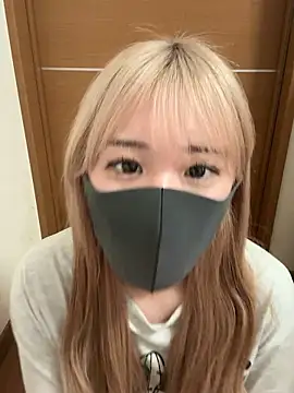 Una chan  online show from 3, 10, 2025