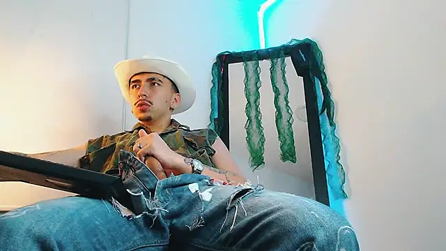 liamty luxor online show from 18, 12, 2025