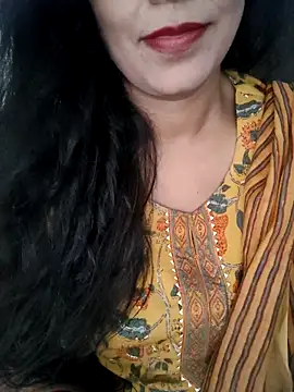 Deepa Sharma143 online show from 11, 9, 2025