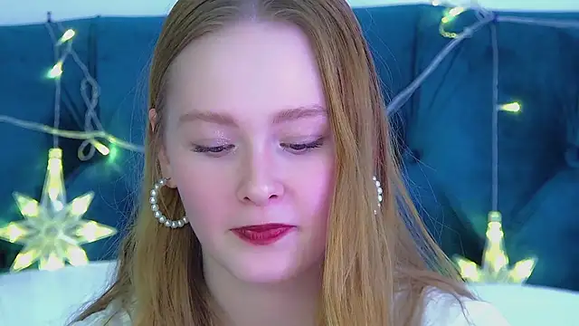 AgataFoxley online show from 17, 12, 2025