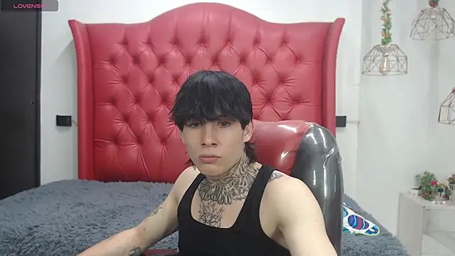 Iantwink18 online show from 25, 3, 2026