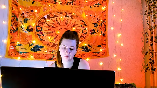 AliceCUNTach online show from 9, 4, 2026