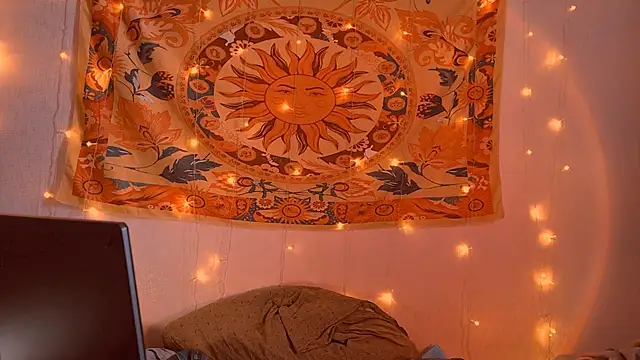 AliceCUNTach online show from 23, 4, 2026