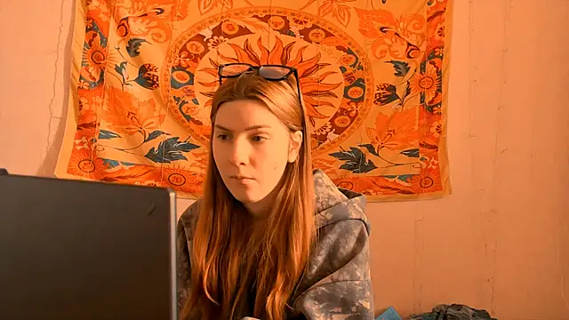 AliceCUNTach online show from 24, 4, 2026