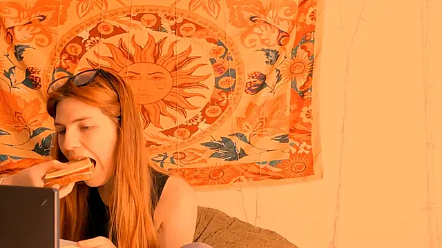 Snapshot of AliceCUNTach chatting on 10, 6, 2026 AliceCUNTach online show from 10, 6, 2026