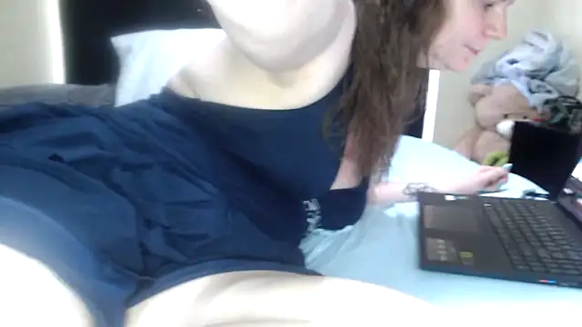 aussiepeaches online show from 19, 12, 2025