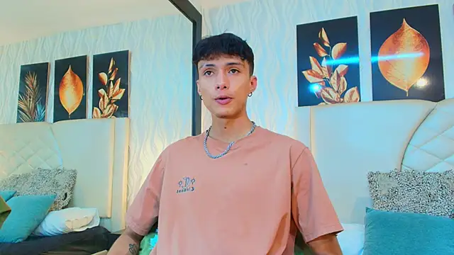 Lean Portman online show from 10, 9, 2025