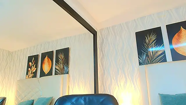 Lean Portman online show from 12, 2, 2026