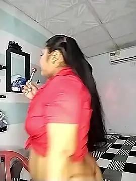 Angelly ricura online show from 25, 10, 2025