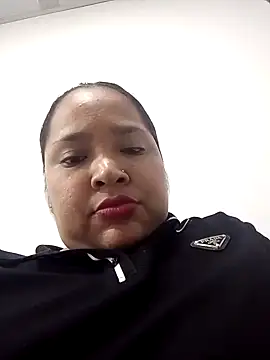 Angelly ricura online show from 8, 6, 2026