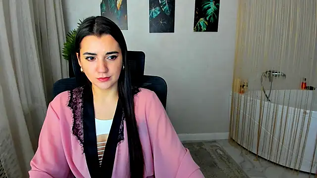 Snapshot of mintydaze chatting on 23, 11, 2025 mintydaze online show from 23, 11, 2025