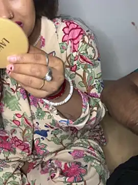 Snapshot of nishababybaby chatting on 28, 11, 2025 nishababybaby online show from 28, 11, 2025