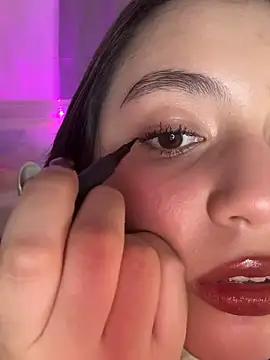 Snapshot of Angeldusttt chatting on 18, 11, 2025 Angeldusttt online show from 18, 11, 2025