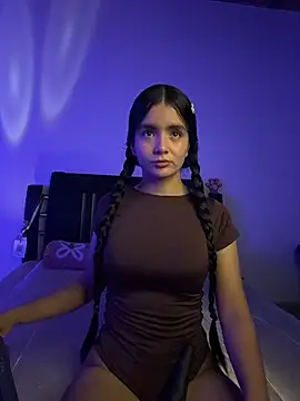 Ashley and Zoe online show from 20, 11, 2025