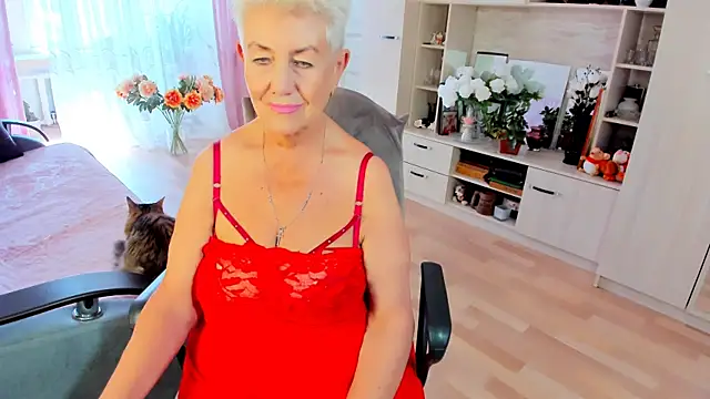 HotandMature online show from 23, 7, 2026