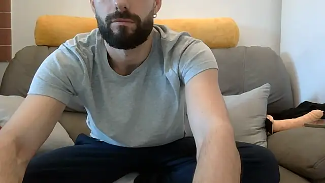 Amicisegreti online show from 19, 2, 2026