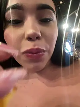 SofiaWildee online show from 7, 2, 2026