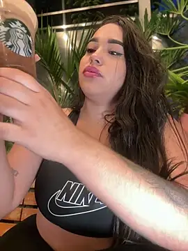 Snapshot of SofiaWildee chatting on 19, 6, 2026 SofiaWildee online show from 19, 6, 2026