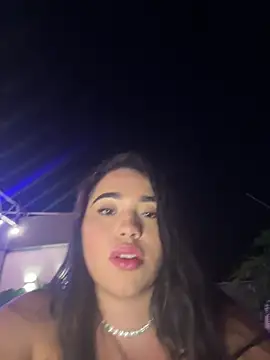 SofiaWildee online show from 25, 6, 2026