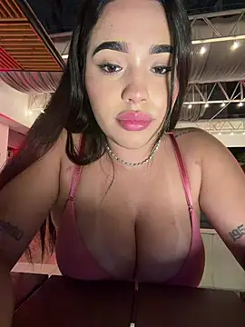 SofiaWildee online show from 5, 8, 2026