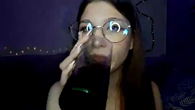 Snapshot of MiaamaLoveLyslt chatting on 16, 9, 2025 MiaamaLoveLyslt online show from 16, 9, 2025