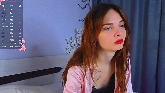 Snapshot of LisaDrake chatting on 20, 9, 2025 LisaDrake online show from 20, 9, 2025