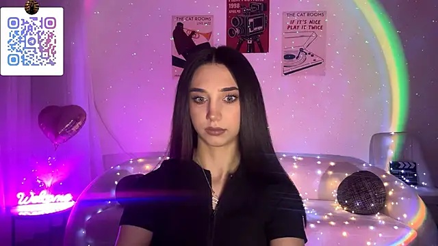 LinaMour online show from 21, 4, 2026