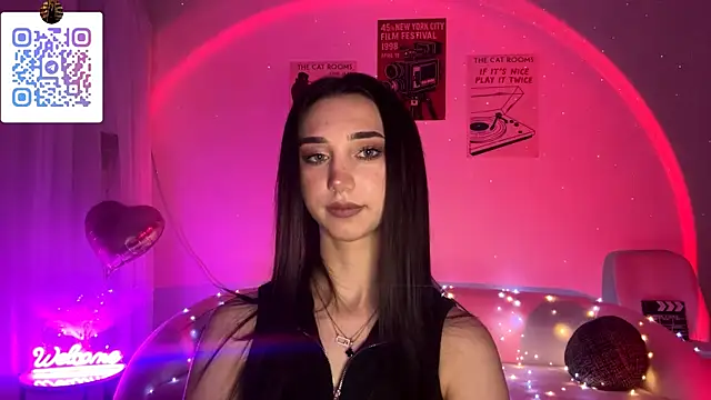 LinaMour online show from 25, 4, 2026