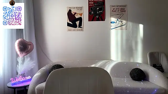 LinaMour online show from 14, 6, 2026