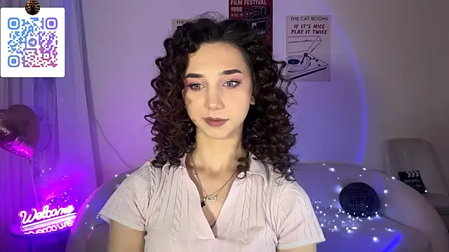 LinaMour online show from 14, 6, 2026