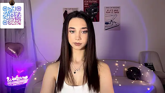 LinaMour online show from 18, 6, 2026