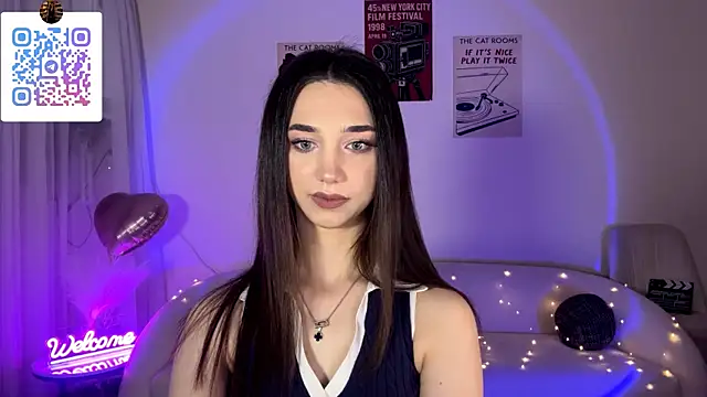 LinaMour online show from 20, 6, 2026