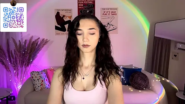 LinaMour online show from 13, 7, 2026