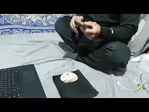 yazinyazin1 online show from 6, 2, 2026