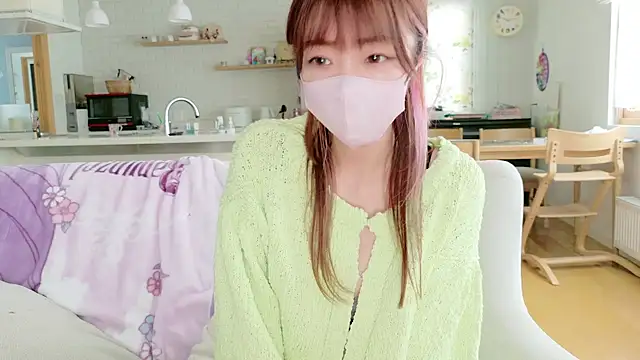 Snapshot of SUZU_1201 chatting on 5, 3, 2026 SUZU 1201 online show from 5, 3, 2026