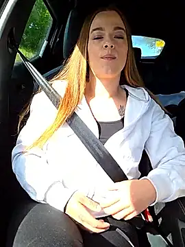 Luna Lynn online show from 26, 4, 2026