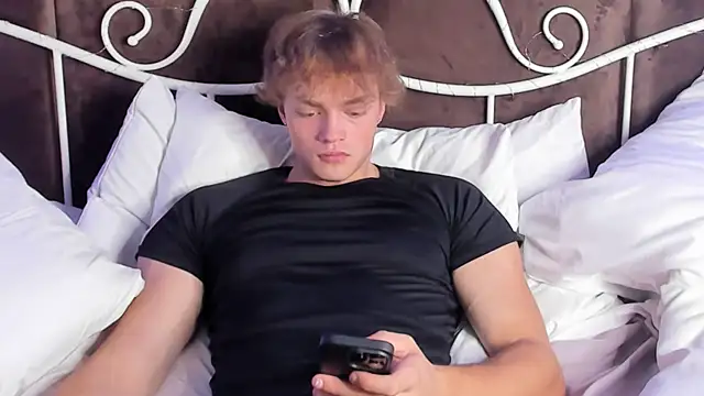 Snapshot of ChaseMuscular chatting on 1, 10, 2025 ChaseMuscular online show from 1, 10, 2025