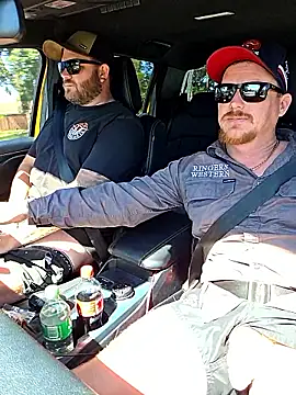 Snapshot of brokecountrylads chatting on 17, 2, 2026 brokecountrylads online show from 17, 2, 2026