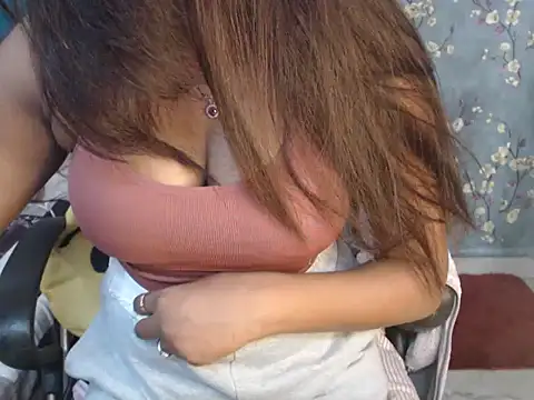 Snapshot of hot_riaa25 chatting on 20, 2, 2026 hot riaa25 online show from 20, 2, 2026