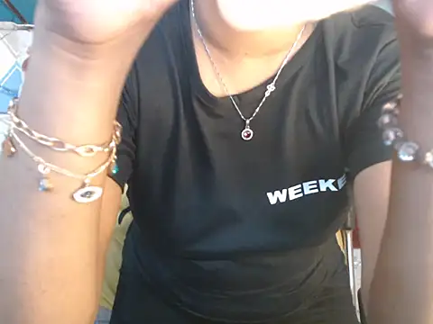 Snapshot of hot_riaa25 chatting on 10, 3, 2026 hot riaa25 online show from 10, 3, 2026