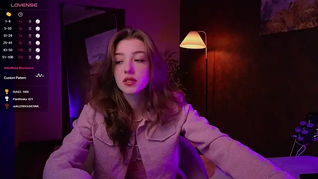 Snapshot of AstraMist chatting on 14, 9, 2025 AstraMist online show from 14, 9, 2025