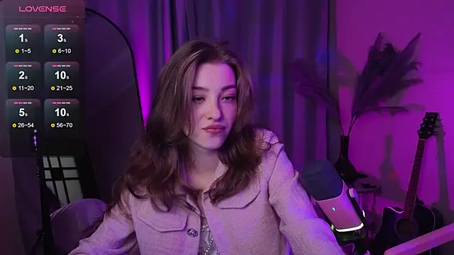 Snapshot of AstraMist chatting on 21, 9, 2025 AstraMist online show from 21, 9, 2025