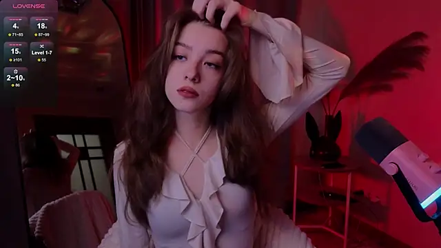 Snapshot of AstraMist chatting on 14, 10, 2025 AstraMist online show from 14, 10, 2025