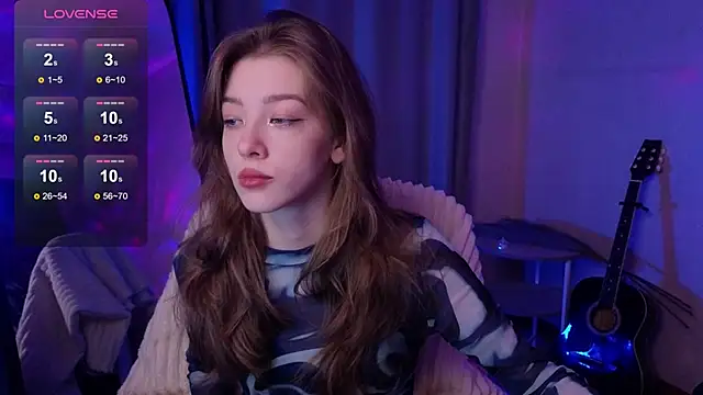 Snapshot of AstraMist chatting on 5, 11, 2025 AstraMist online show from 5, 11, 2025