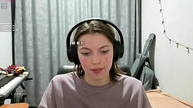 CutieAnny online show from 21, 4, 2026