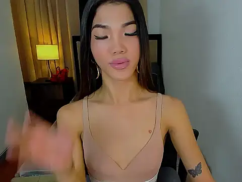 Snapshot of CassieSommereux chatting on 9, 6, 2026 CassieSommereux online show from 9, 6, 2026