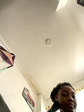 zaracollins01 online show from 1, 11, 2025