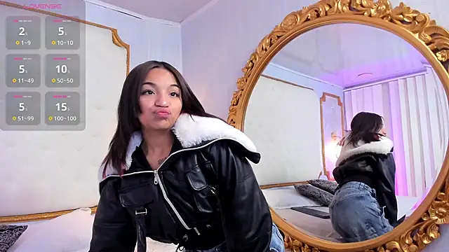 Manelyk evanss  online show from 15, 10, 2025